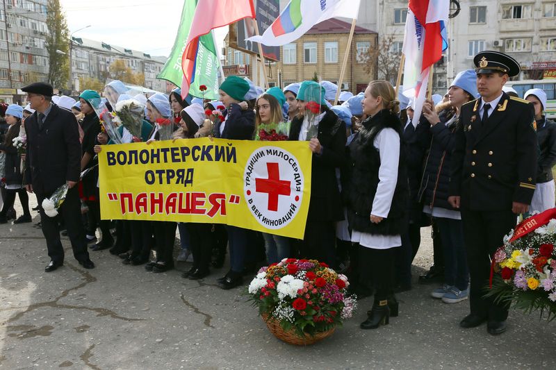 Траурный митинг памяти жертв теракта 1996 года состоялся в Каспийске