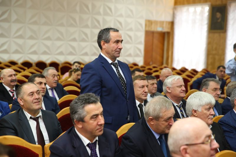 Рамазан Абдулатипов: «В создавшихся условиях задача глав муниципалитетов – фундаментально заниматься экономикой и местными сообществами»