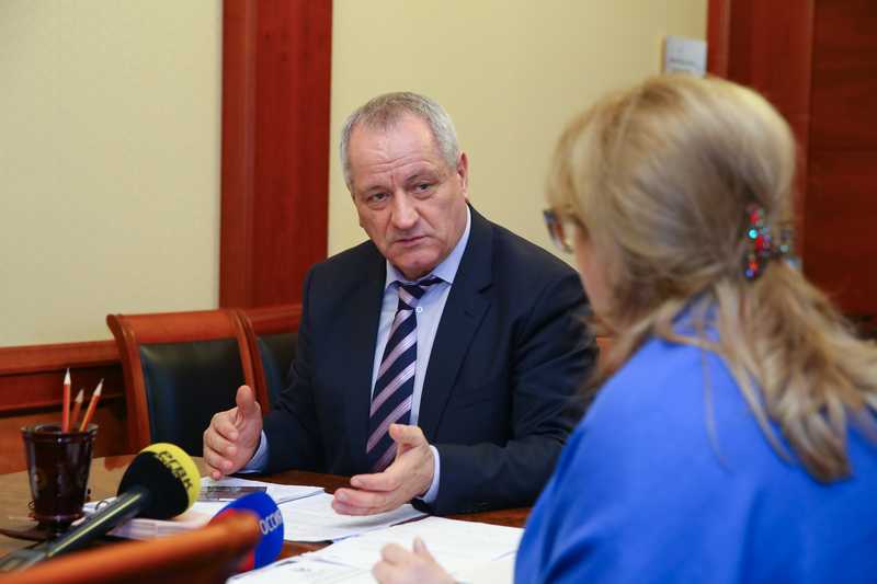Рамазан Алиев рассмотрел обращения заявителей в рамках Всероссийского дня приема граждан