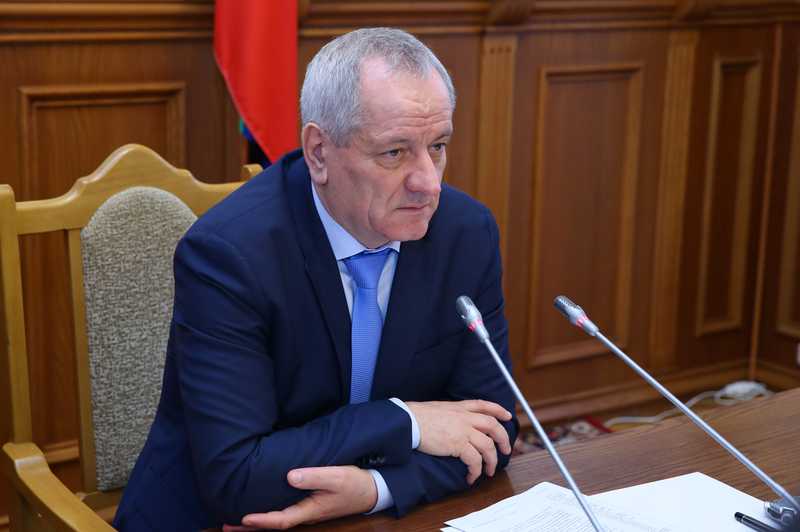 Рамазан Алиев провел заседание Совета по грантам Главы РД