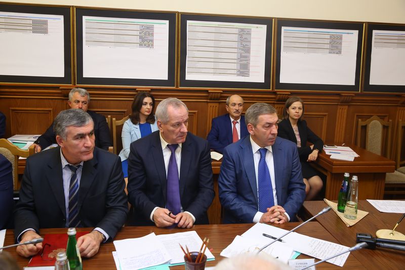 Под руководством Главы Дагестана Рамазана Абдулатипова обсуждены вопросы соблюдения прав человека в РД