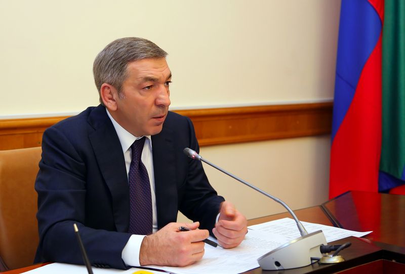 Абдусамад Гамидов провел совещание по вопросам Национального рейтинга состояния инвестиционного климата в Дагестане