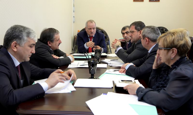 В Правительстве Дагестана обсудили поступление налогов