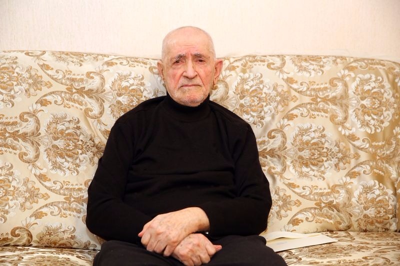 Ветерана Великой Отечественной войны Магомеда Гамзатова поздравили с Днем защитника Отечества от имени Главы РД