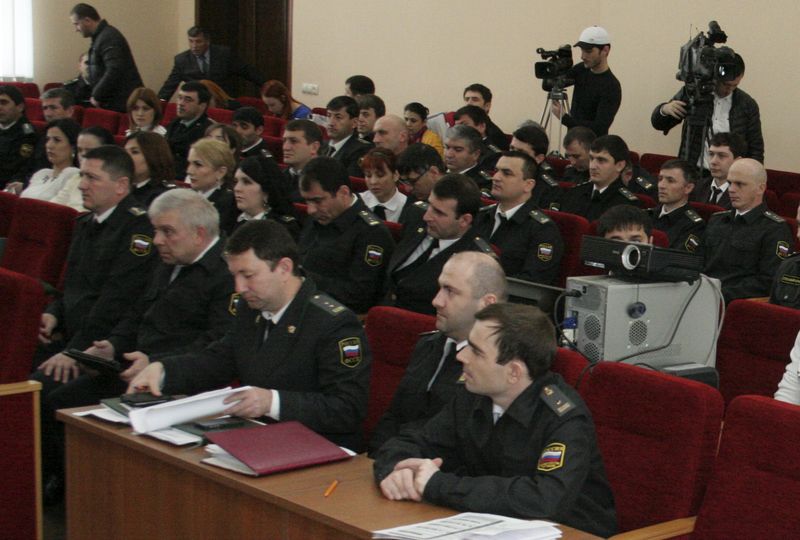 Почти миллиард рублей взыскан в 2015 году УФССП России по Республике в консолидированный бюджет