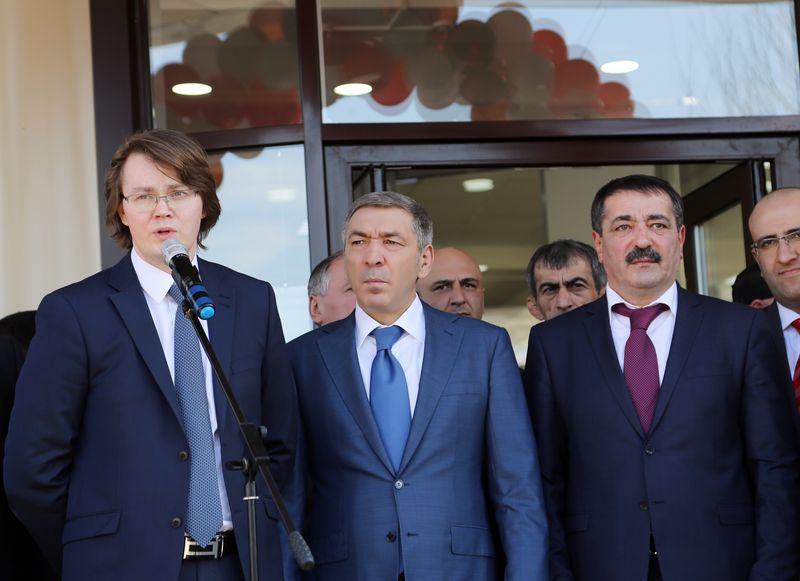 Абдусамад Гамидов принял участие в открытии нового здания Уполномоченного МФЦ Дагестана