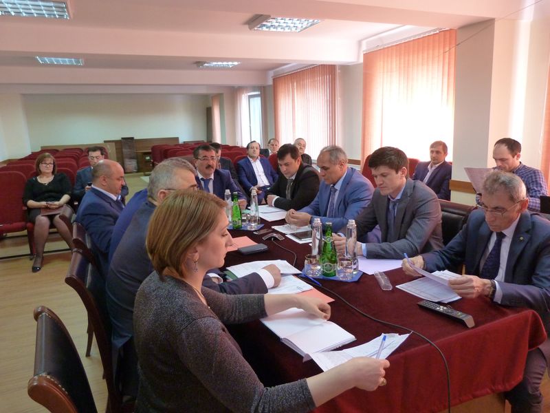 Под руководством Шамиля Исаева обсуждены вопросы погашения задолженности за поставленные энергоресурсы