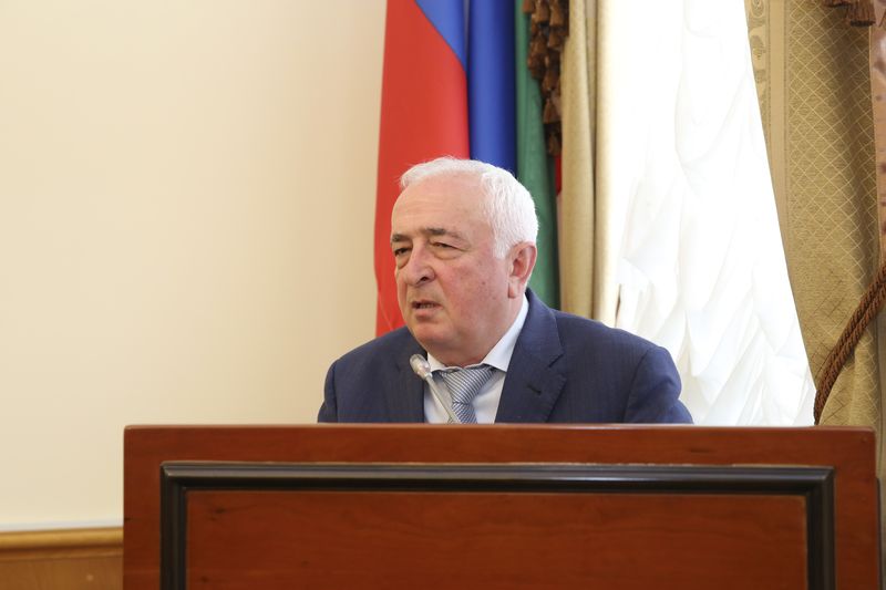 Абдусамад Гамидов: «Необходимо обеспечить качественное и своевременное исполнение «майских» указов Главы государства»