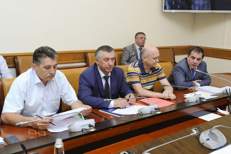 В Правительстве Дагестана прошло заседание оргкомитета по проведению Года гор