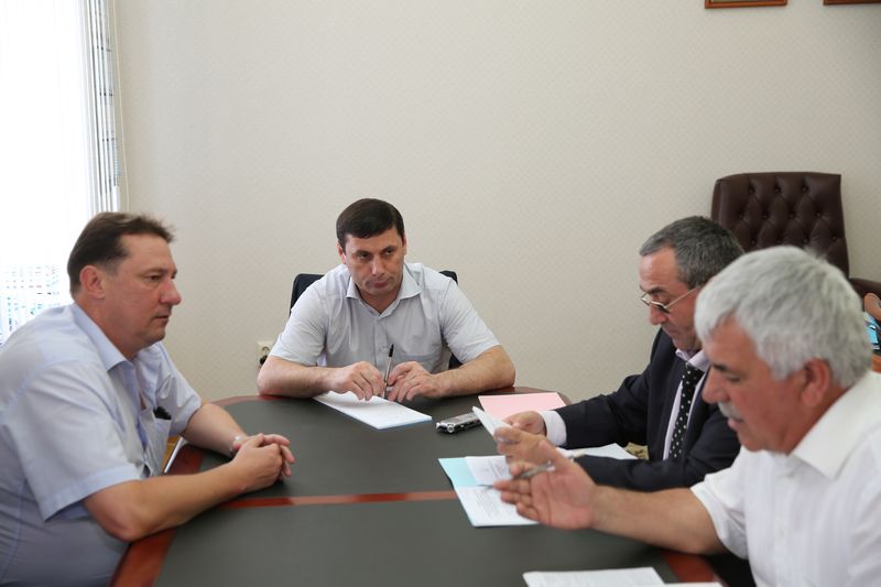 Билал Омаров: «Мы не дали саранче стать на крыло»