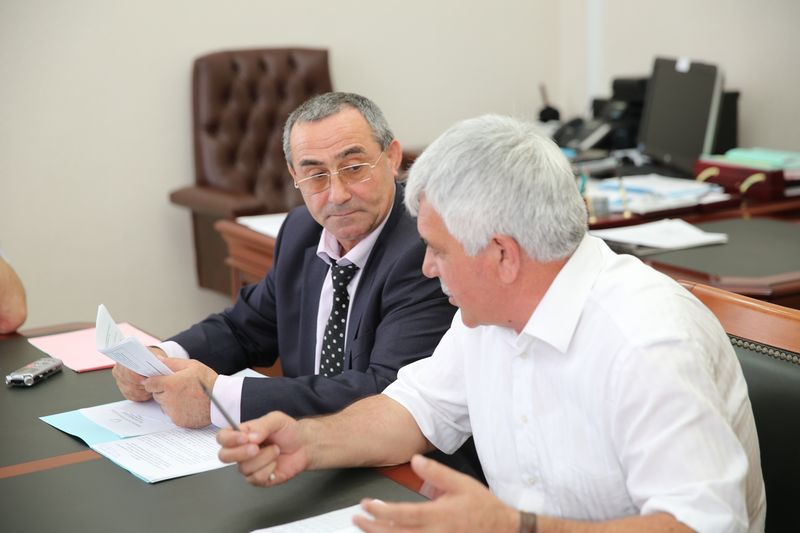 Билал Омаров: «Мы не дали саранче стать на крыло»