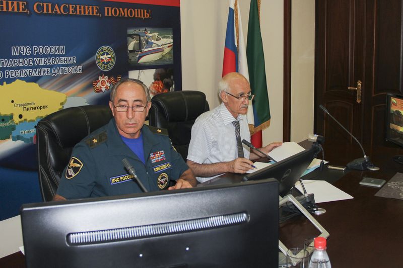 Рамазан Джафаров: «Объекты, не устранившие нарушения требований пожарной безопасности, не будут приняты к началу учебного года»