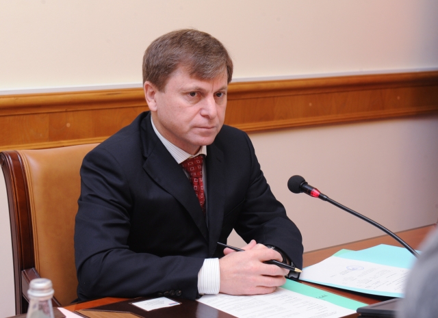М.Абдулаев: «Наша с вами задача - оказать содействие людям, желающим работать».