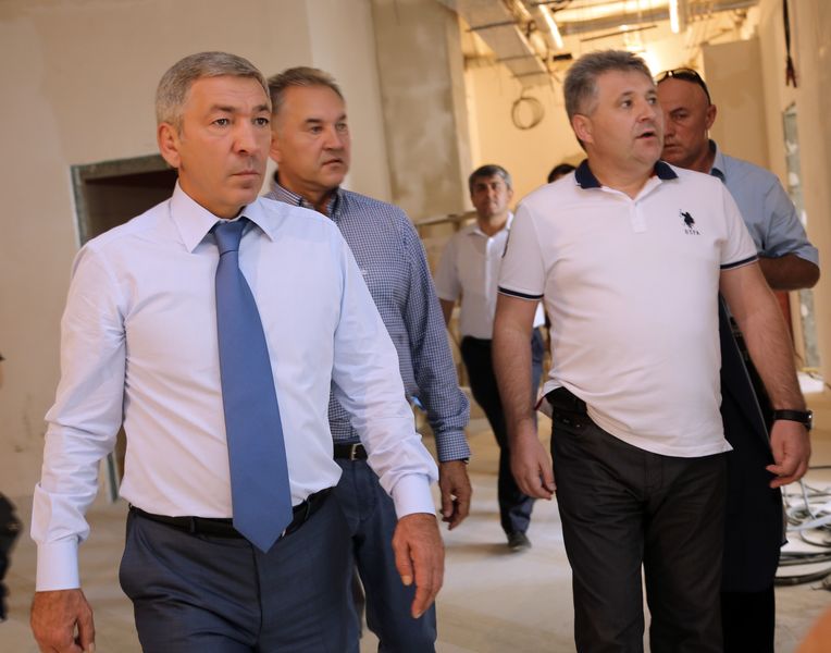Абдусамад Гамидов: «Все строительные работы должны проводиться на качественном уровне с соблюдением всех стандартов»