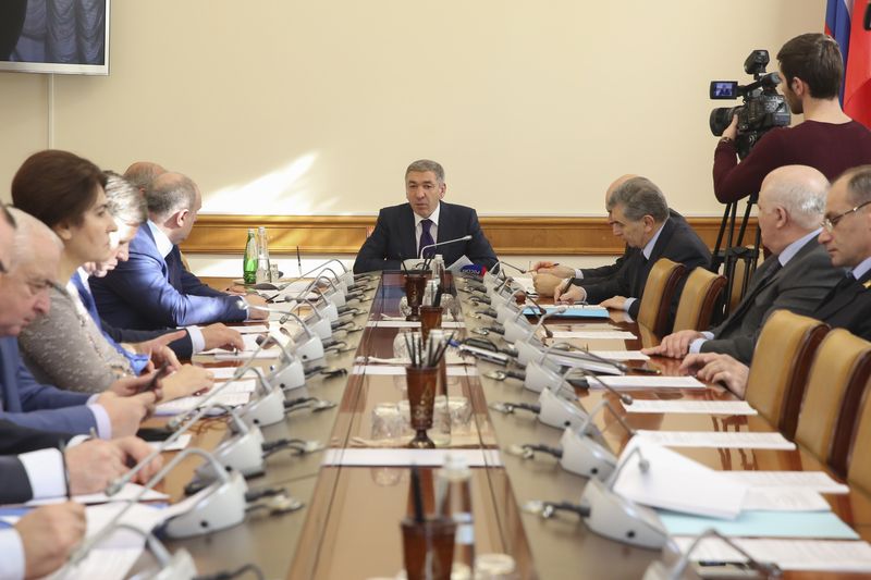 Абдусамад Гамидов: «Штаб будет работать в плотном режиме до тех пор, пока проблему не решим!»
