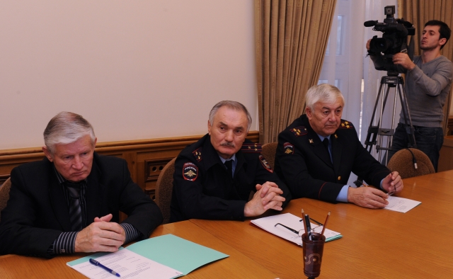 В Правительстве Дагестана обсуждены вопросы обеспечения пожарной безопасности в период новогодних праздников