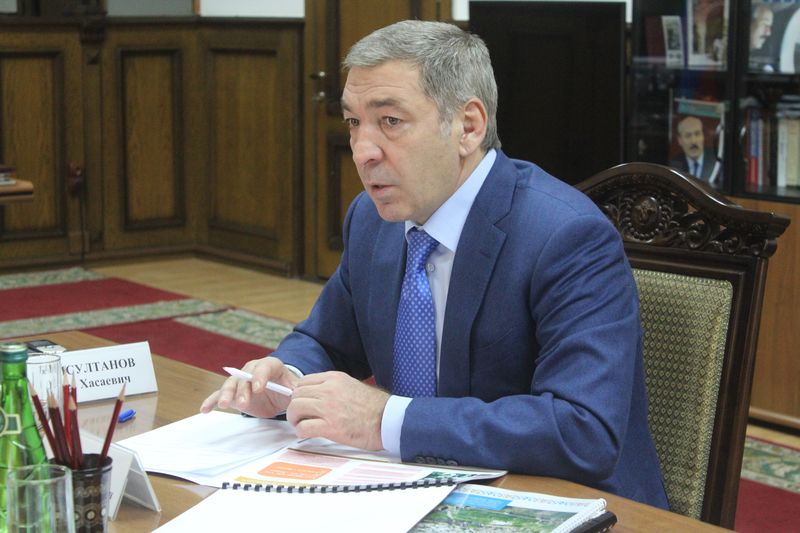 Абдусамад Гамидов и Одес Байсултанов посетили с рабочим визитом город Дербент