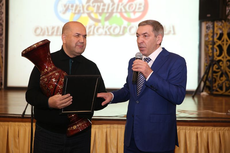 В Дагестане чествовали лучших спортсменов и тренеров по итогам 2016 года