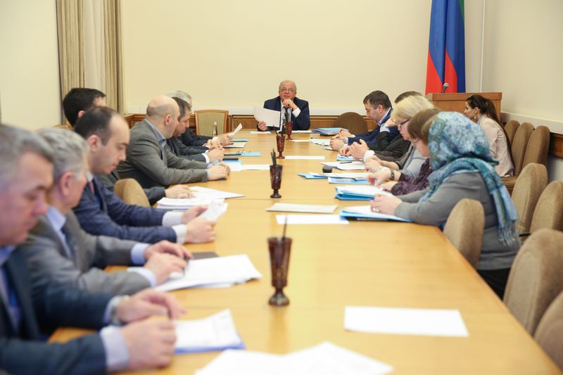 Вопросы ликвидации задолженности по заработной плате в РД обсудили в Правительстве
