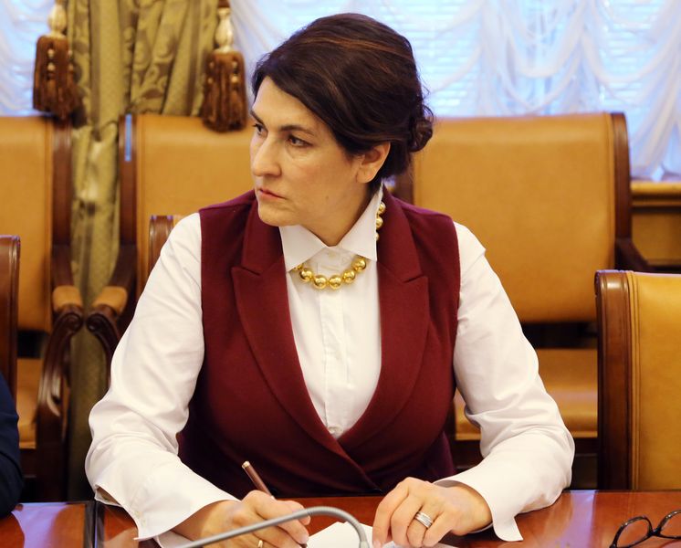 Под руководством Абдусамада Гамидова обсуждены вопросы устойчивого функционирования коммунальной инфраструктуры