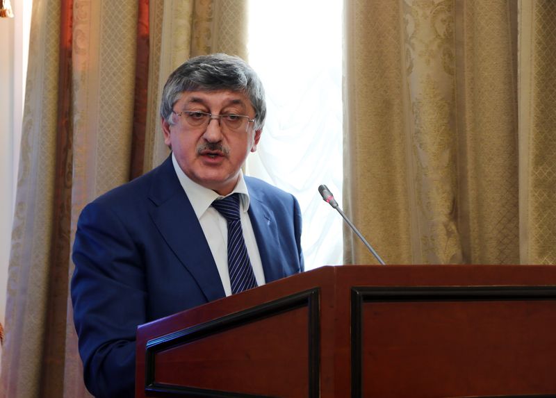 Абдусамад Гамидов: «Льготные категории граждан в первоочередном порядке должны быть обеспечены лекарственными препаратами»