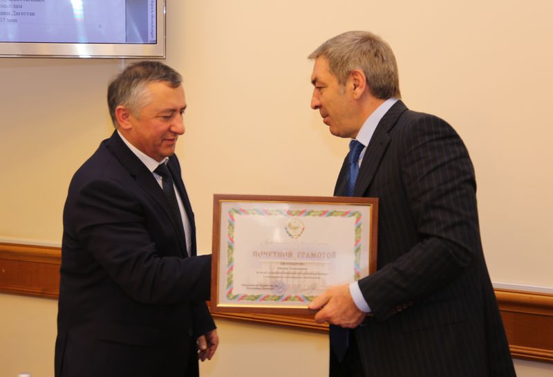 Абдусамад Гамидов: «Льготные категории граждан в первоочередном порядке должны быть обеспечены лекарственными препаратами»