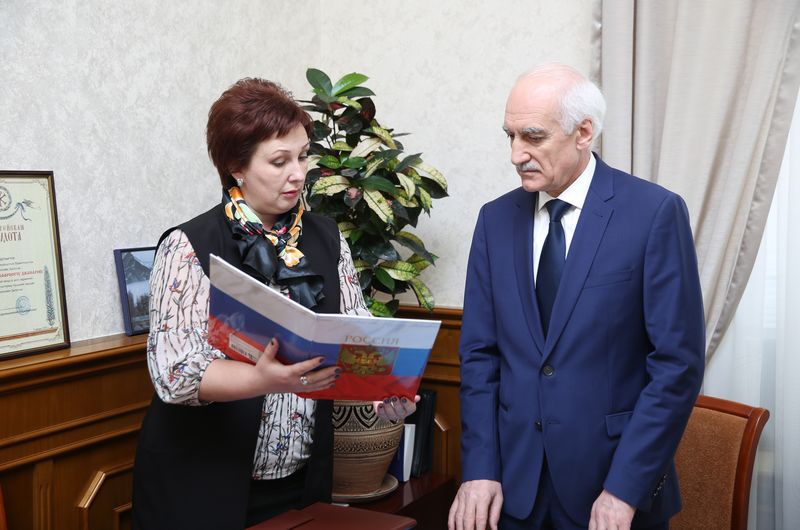 Рамазан Джафаров встретился с делегацией из Курска