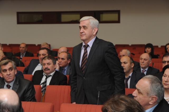 Рамазан Абдулатипов: «Ротация кадров должна быть и по горизонтали, и по вертикали». 