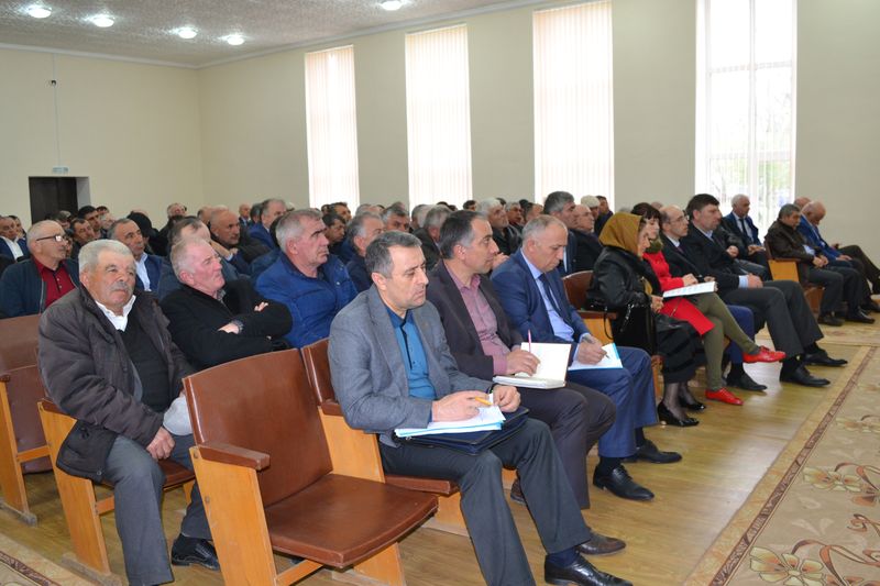 Обсуждены вопросы подготовки перегона скота на сезонные пастбища