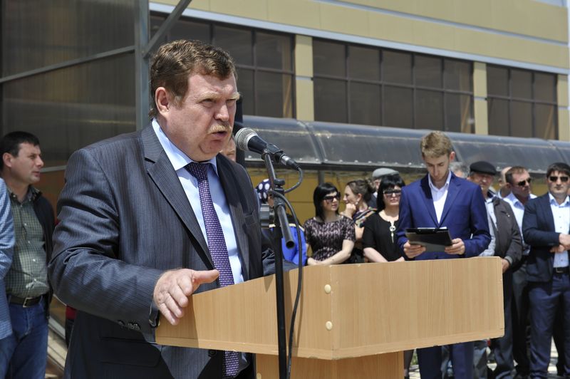 Абдусамад Гамидов принял участие в церемонии открытия нового автовокзала в Кизляре