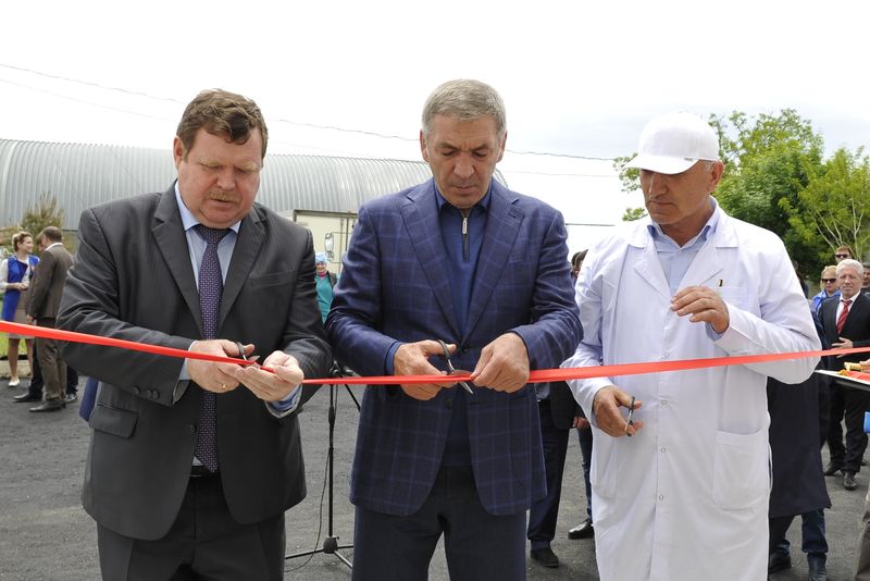 Абдусамад Гамидов в Кизлярском районе принял участие в открытии цеха по переработке молока