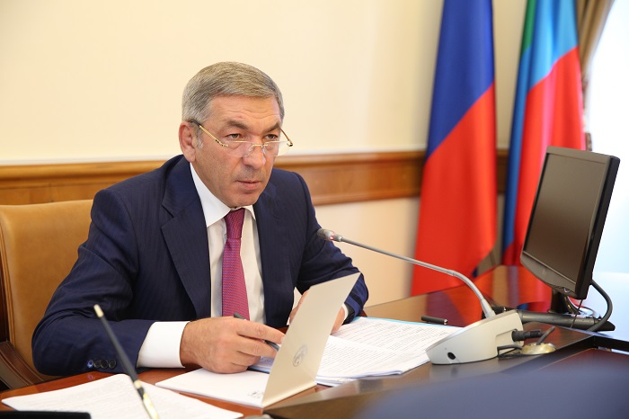 Под руководством Абдусамада Гамидова обсуждены вопросы социально-экономического развития Дагестана