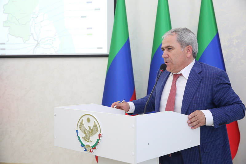Под руководством Джамбулата Хатуова и Абдусамада Гамидова обсуждены перспективы развития мелиоративного комплекса Дагестана