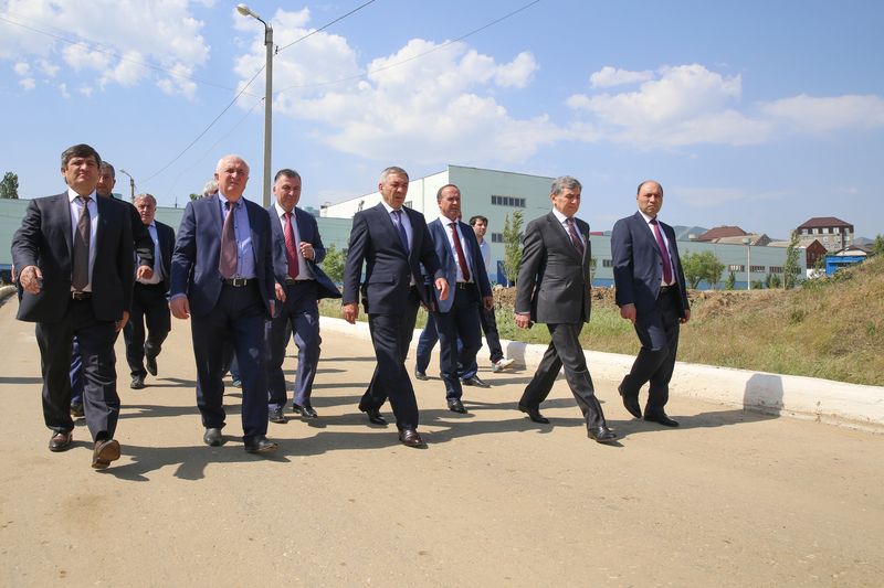 Абдусамад Гамидов осмотрел Тарнаирские очистные сооружения
