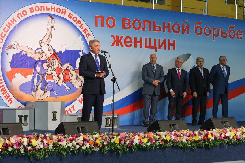 В Каспийске прошел женский чемпионат России по вольной борьбе