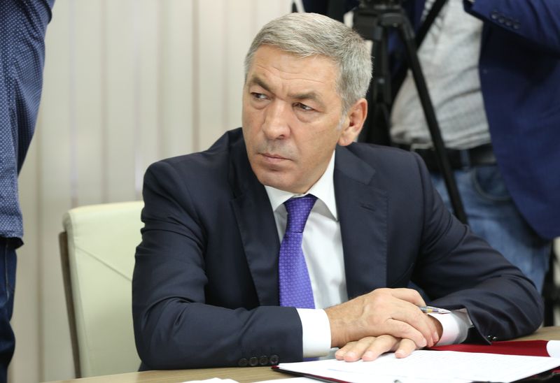 Дмитрий Медведев провел совещание по вопросам строительства школ в СКФО