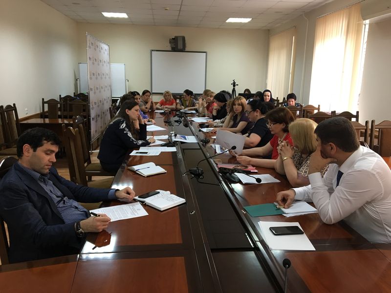 Под руководством Екатериной Толстиковой обсудили участие в конкурсе благотворительного фонда "Рыбаков Фонд"