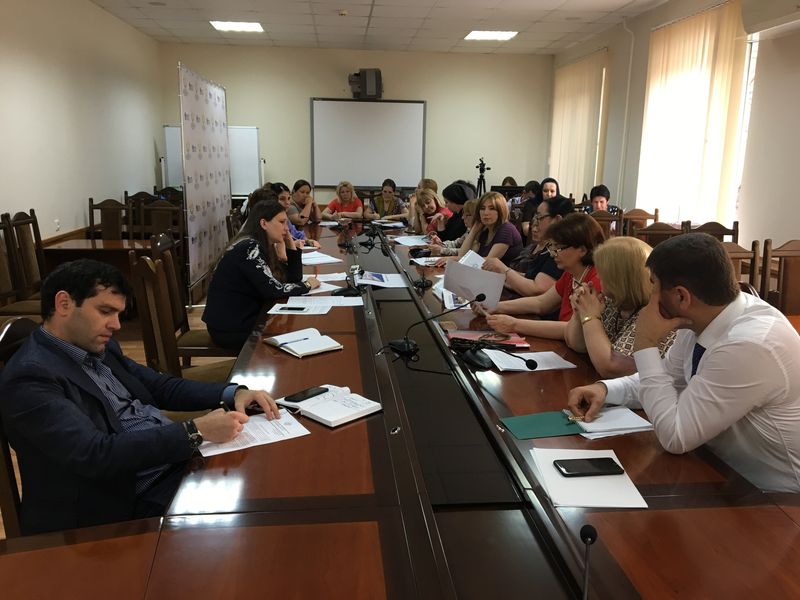 Под руководством Екатериной Толстиковой обсудили участие в конкурсе благотворительного фонда "Рыбаков Фонд"