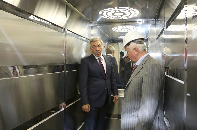 Абдусамад Гамидов высоко оценил качество строительства домов по программе переселения из аварийного фонда