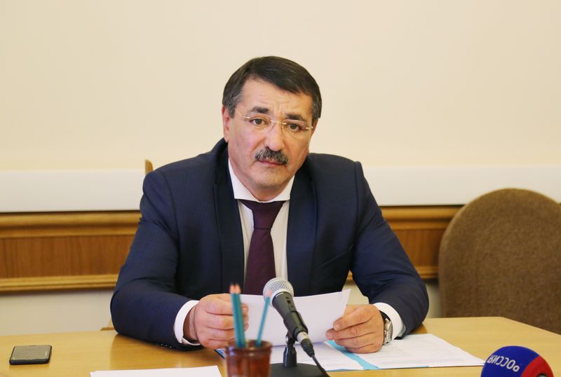 В Махачкале обсудили вопросы развития пригородных пассажирских железнодорожных перевозок