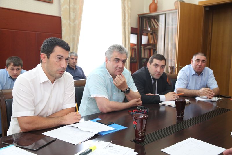В Правительстве Дагестана обсудили подготовку к проекту «Маяки дружбы. Башни Кавказа»-2017