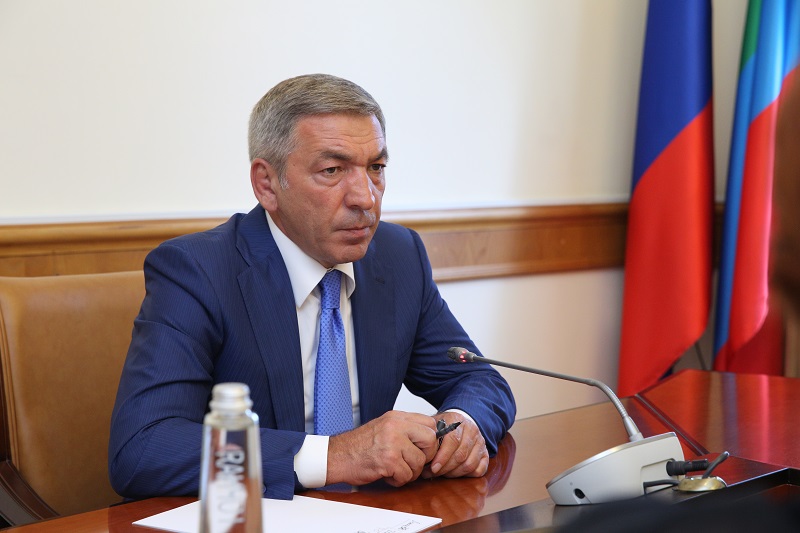 Председатель Правительства Дагестана встретился с инициативной группой Дербента