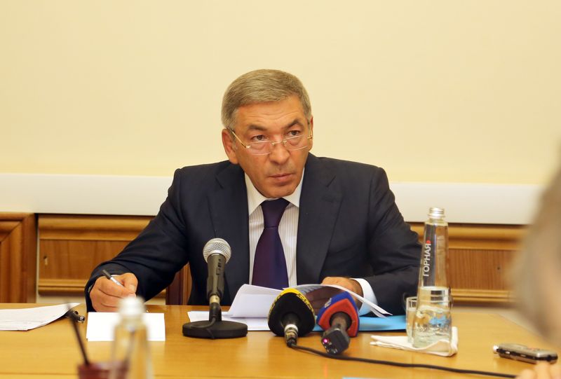 Абдусамад Гамидов потребовал безусловного исполнения «майского указа» Главы государства