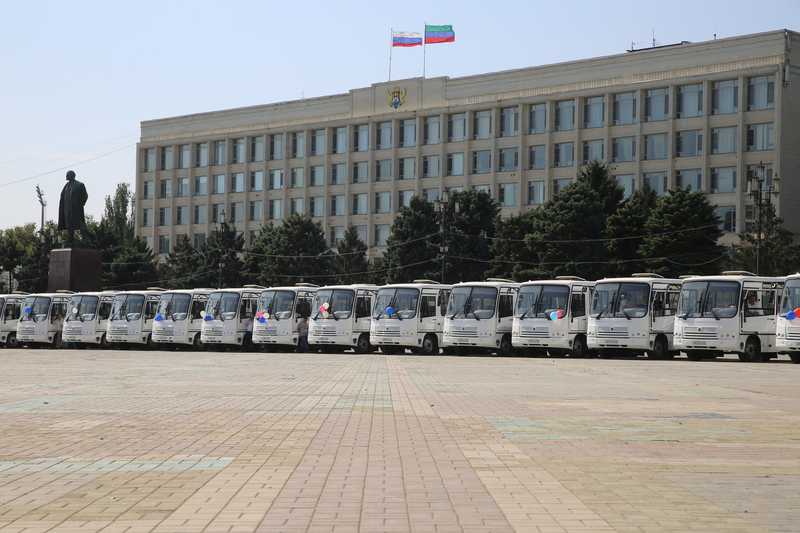 50 новых автобусов будут курсировать по маршруту Махачкала-Ленинкент