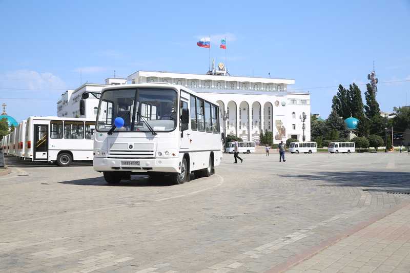 50 новых автобусов будут курсировать по маршруту Махачкала-Ленинкент