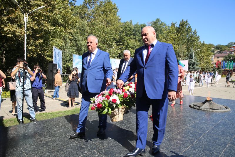 В Дагестане торжественно открылись Гамзатовские дни «Белые журавли»