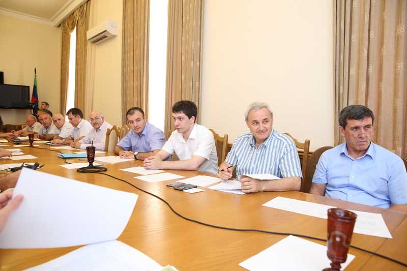 Задолженность по заработной плате в республике снизилась